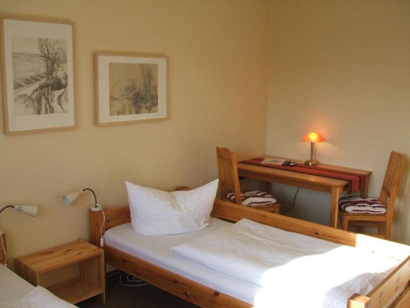 Hostel & Bistro Haus Der Horizonte Bad Doberan Rom bilde